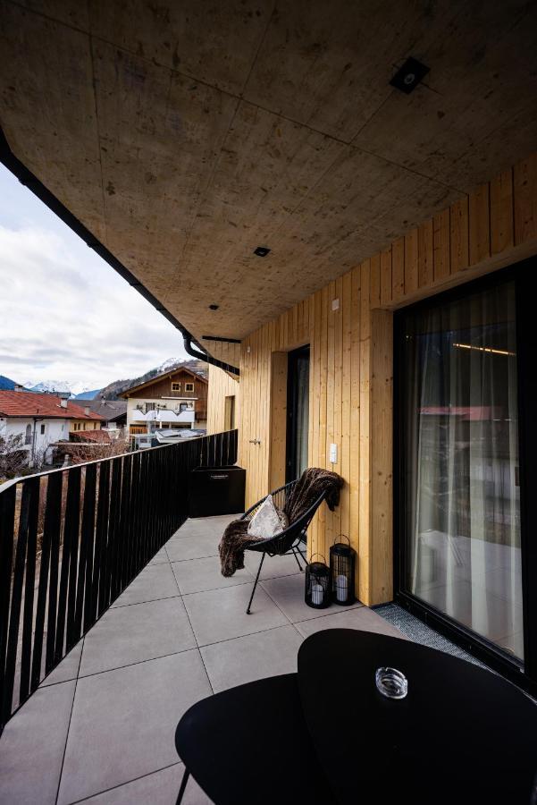 Lebe'Oetz - Das Ferienapartmenthaus Im Zentrum Von Oetz Esterno foto