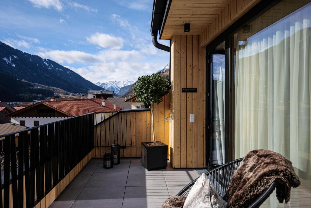 Lebe'Oetz - Das Ferienapartmenthaus Im Zentrum Von Oetz Esterno foto