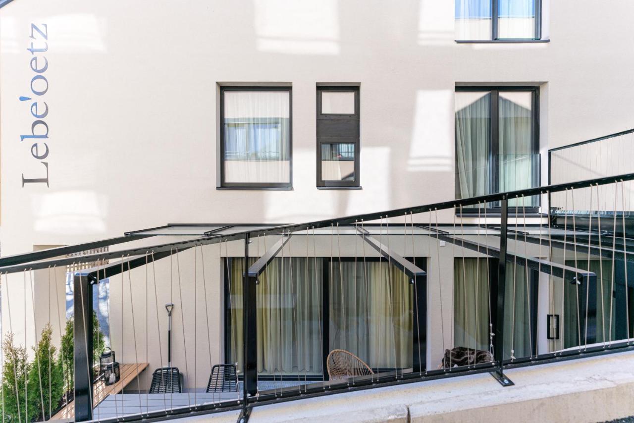 Lebe'Oetz - Das Ferienapartmenthaus Im Zentrum Von Oetz Esterno foto